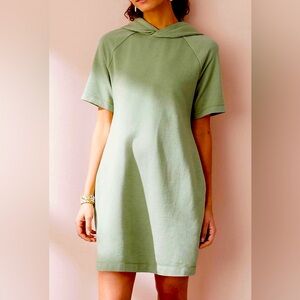 Lou & Grey Hooded Lightweight Dress in Green Size M NWT
